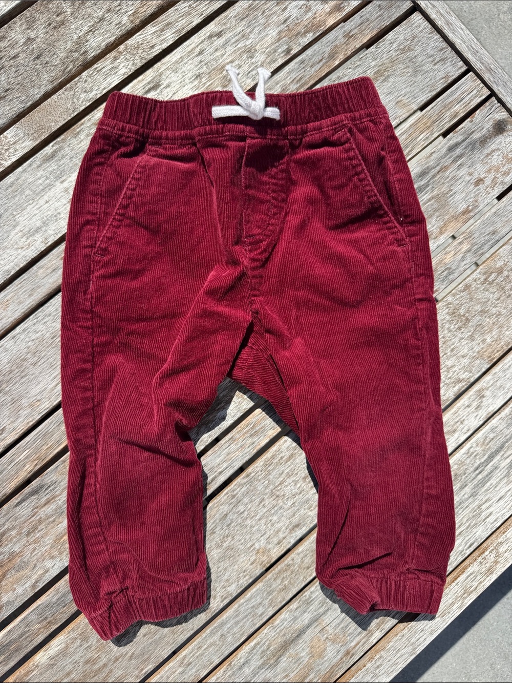 Janie and Jack KidsBurgundy Corduroy Jogger Pants size 6-12 months. Worn once.